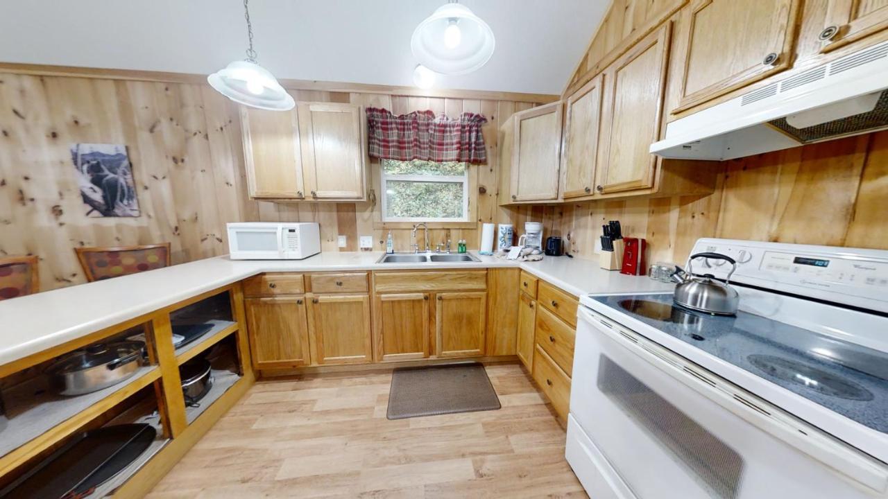 Tranquil Valley Retreat Cabin Sevierville Eksteriør bilde